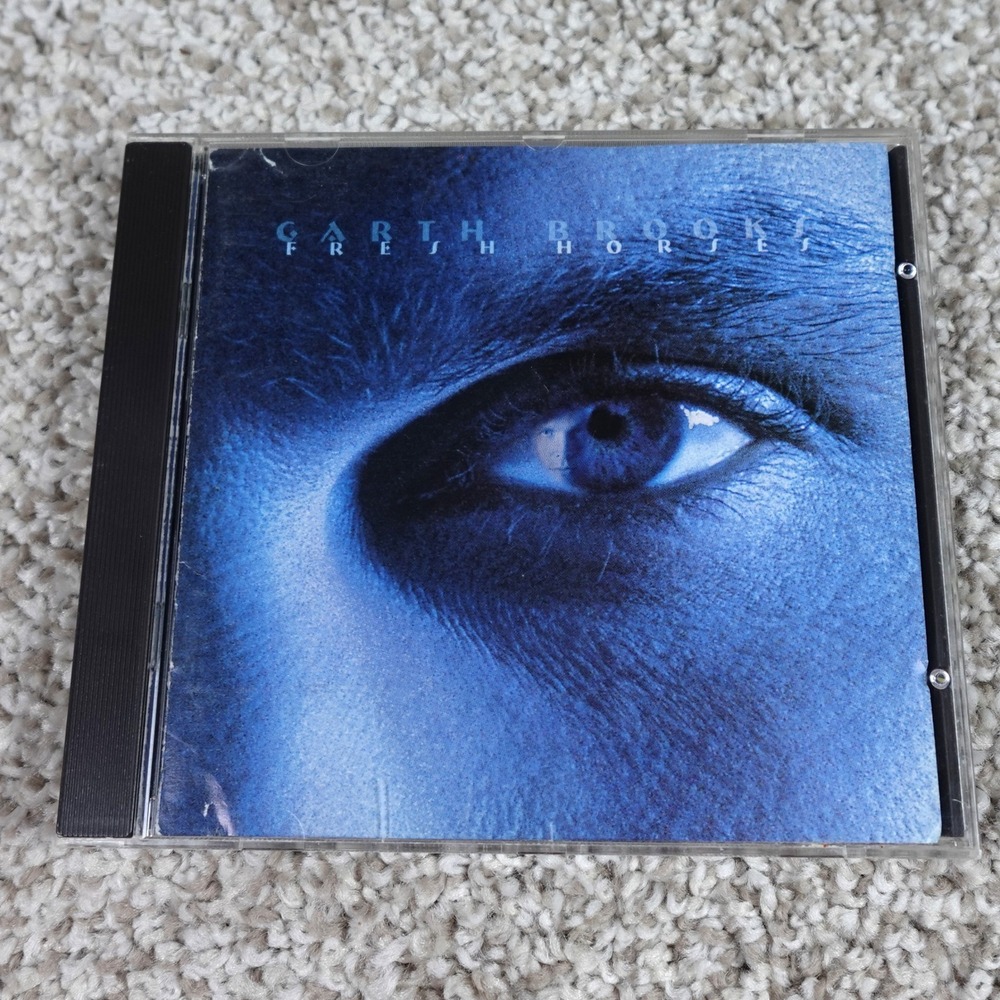 Garth Brooks Fresh Horses CD 1995 Country Music Album Capitol 7243-8-32080-2-9
